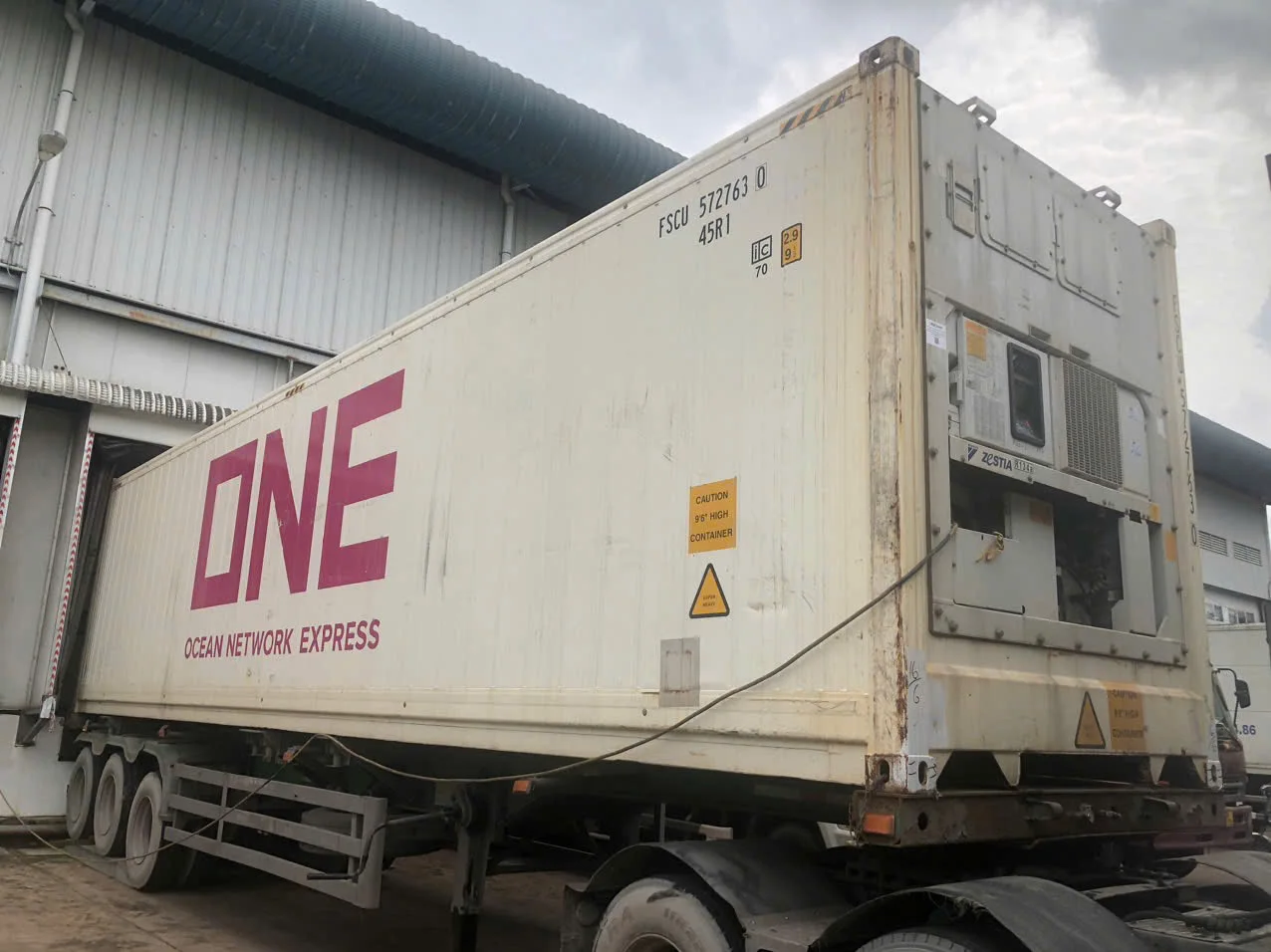 Container lạnh vận chuyển hàng